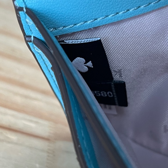 Kate Spade Wallet🎈🎈 - Picture 7 of 8
